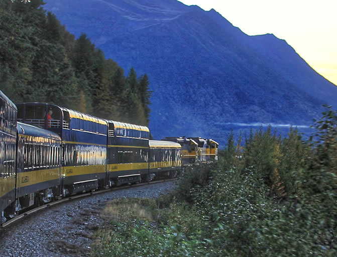 Alaska Railroad - Alaska By Daylight Vacation Package
